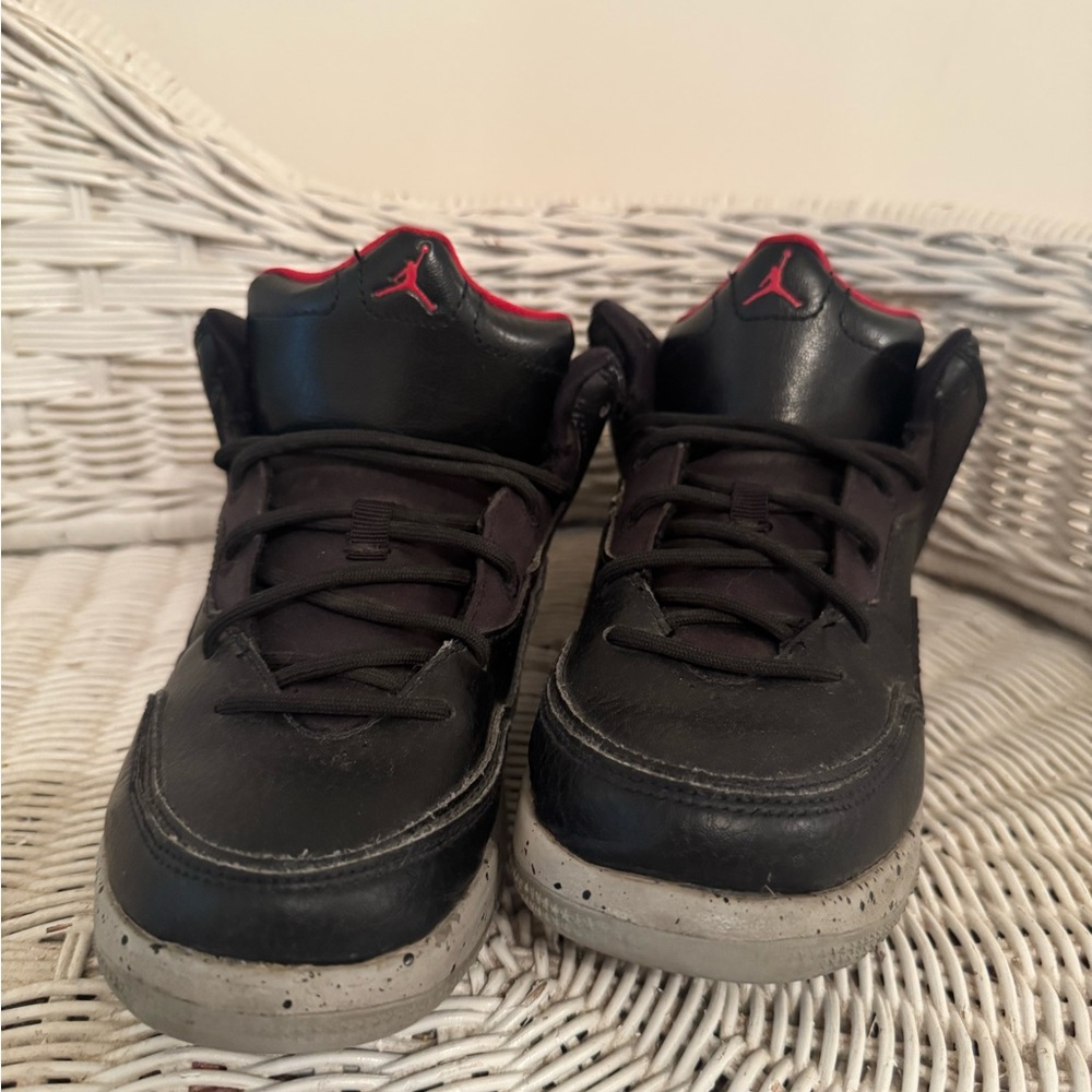 Jordan Kids Black and Red Sneakers